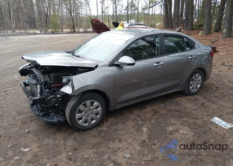 2022 Kia Rio S z USA, uszkodzony, nr VIN 3KPA24AD8NE431398